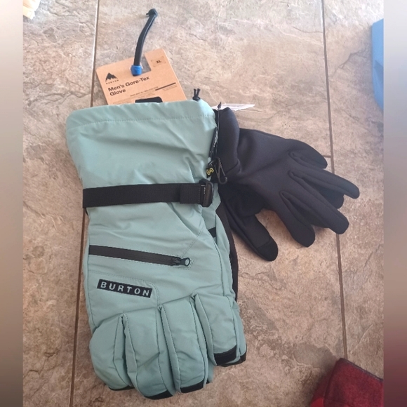 Burton Other - 🆕 🧤Men's Burton GOR-TEX  3 - IN - 1 Gloves XL🧤